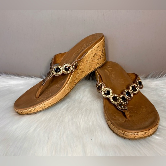 SKECHERS  Cork Style Wedge Thong Sandal - Picture 11 of 15